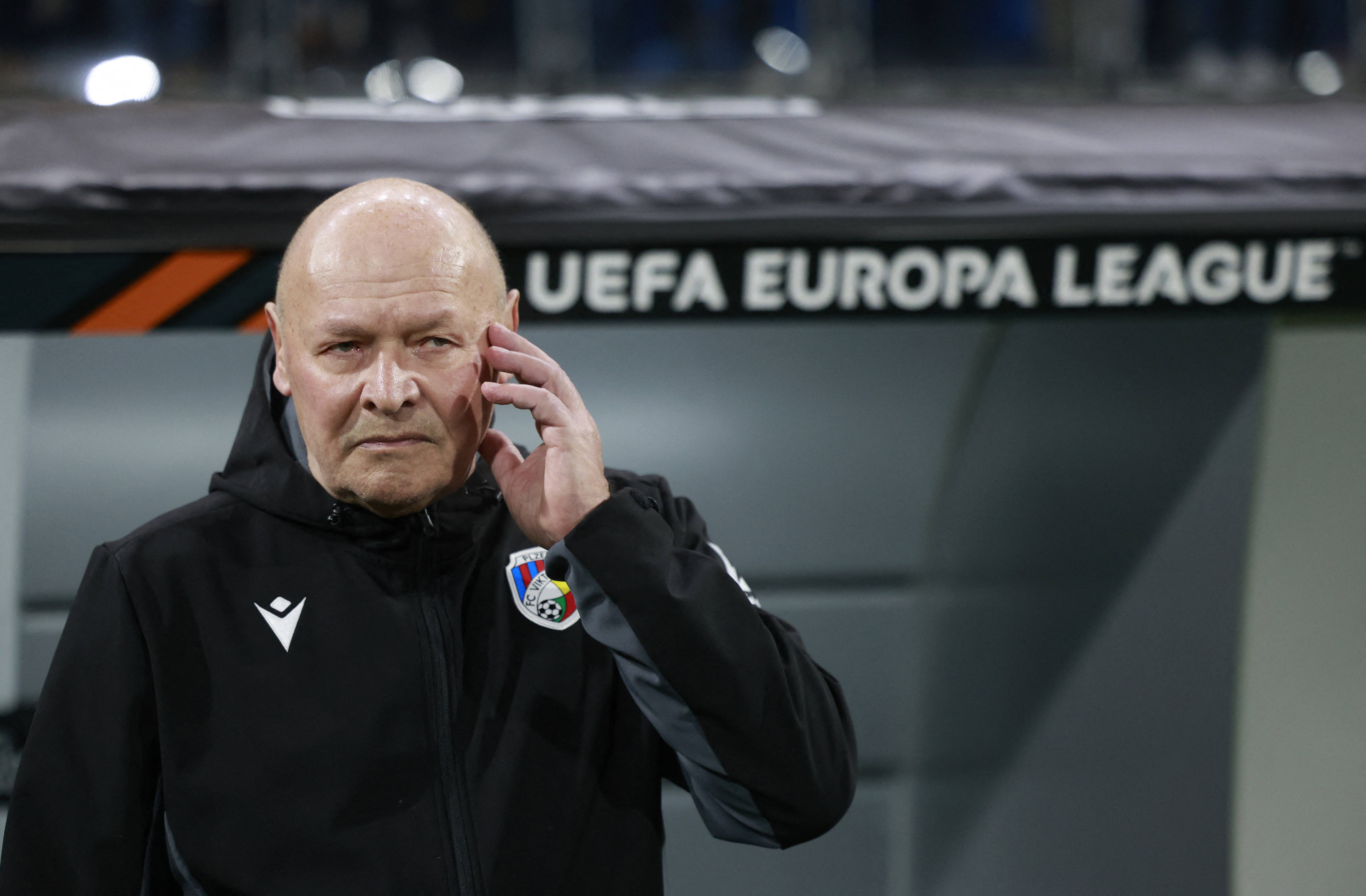 新奥尔良鹈鹕发布备战花絮，今晚迎来里程碑，欧联任务艰巨，年轻球员得到机会的简单介绍