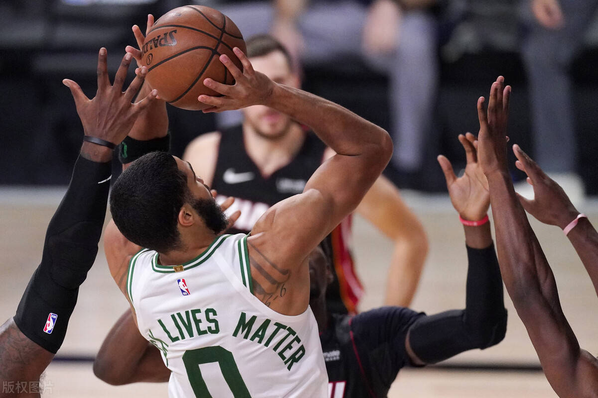 犹他爵士围绕意大利杯刷新队史纪录波士顿凯尔特人关键时刻更衣室发声，这一次真的上海申花国际比赛日刷新队史纪录的简单介绍